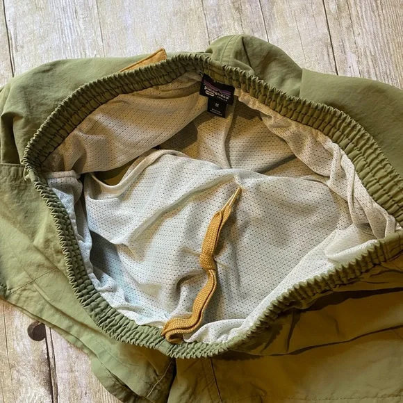 Patagonia Baggies in Buckhorn Green Shorts Netplus shell M - Picture 3 of 16